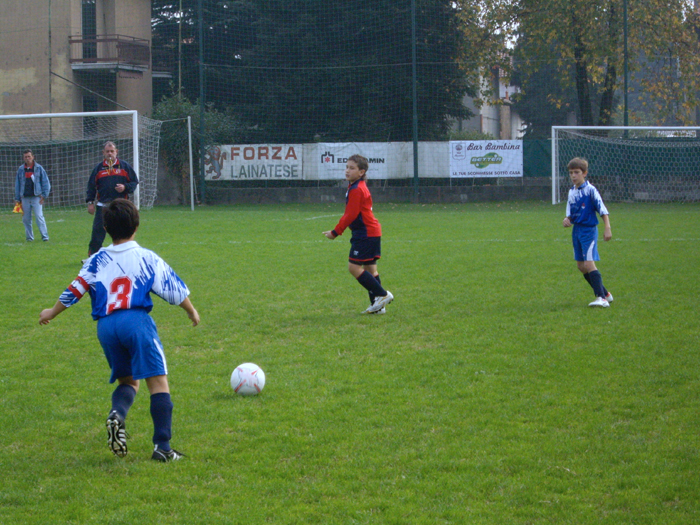 Capitano e difensore in azione